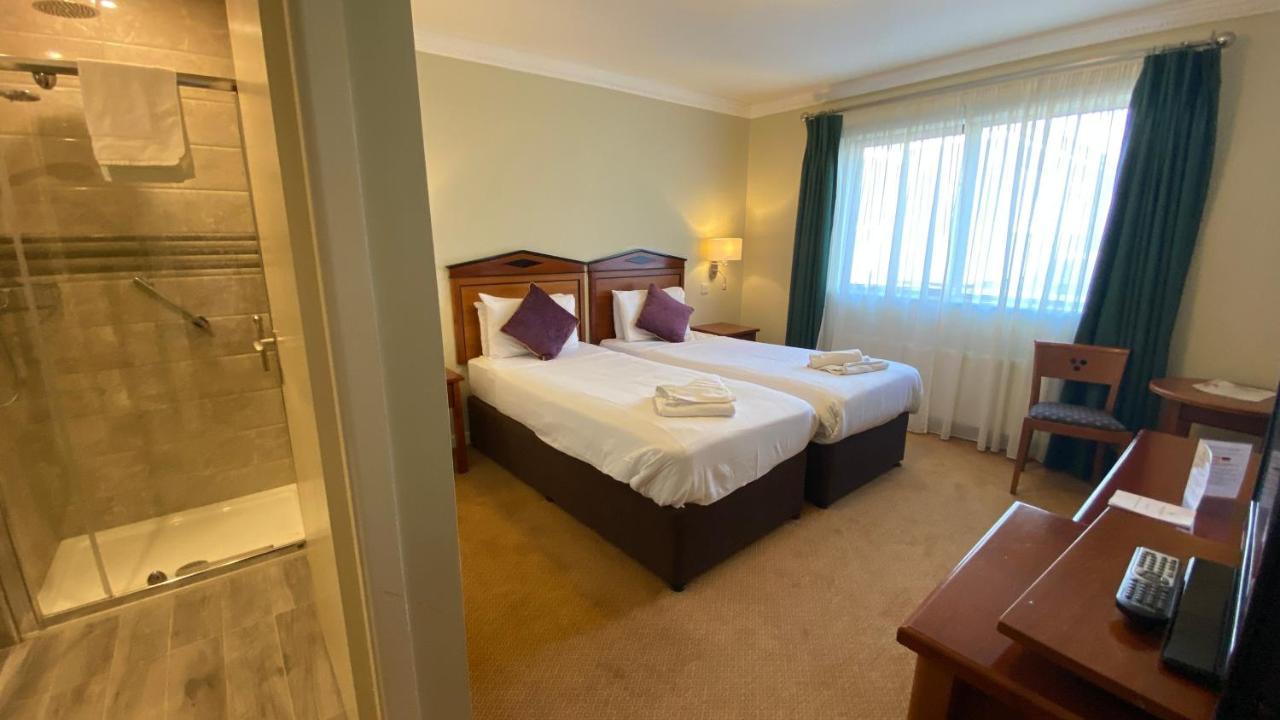 Lawlors Hotel Dungarvan  Esterno foto